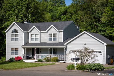 /international/us/2-quail-hollow-court-beacon-falls-ct-110108268964/