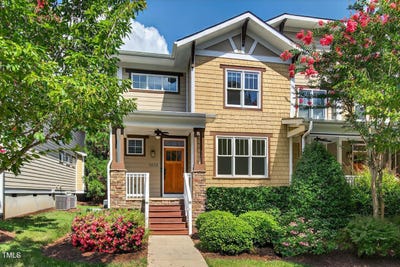 /international/us/3833-sw-durham-drive-durham-nc-110101169531/