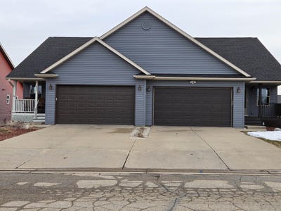 /international/us/637-garfield-avenue-evansville-wi-110106590502/