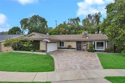 /international/us/3939-e-lynnwood-avenue-orange-ca-110108477512/