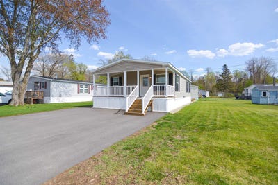 /international/us/38-hazel-drive-concord-nh-110107844081/