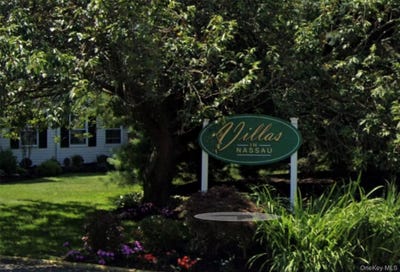 /international/us/51-santa-barbara-drive-plainview-ny-110108873399/
