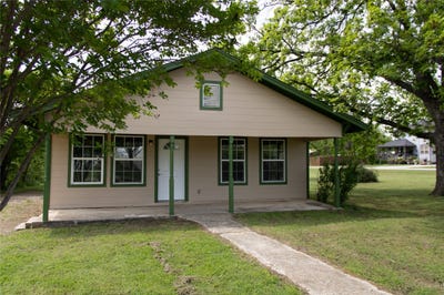 /international/us/311-spann-street-bangs-tx-110107309936/