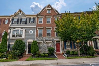 /international/us/11890-country-squire-way-clarksburg-md-110109828671/