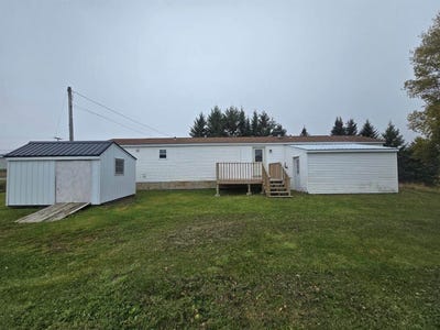 /international/us/715-van-buren-road-caribou-me-110110373321/