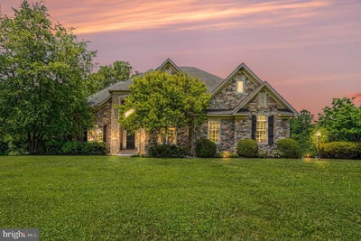 /international/us/1608-angleside-rd-fallston-md-110108752649/