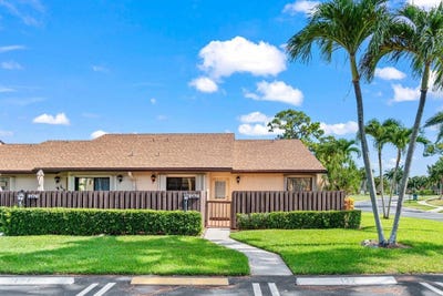 /international/us/817-sky-pine-way-greenacres-fl-110100466949/
