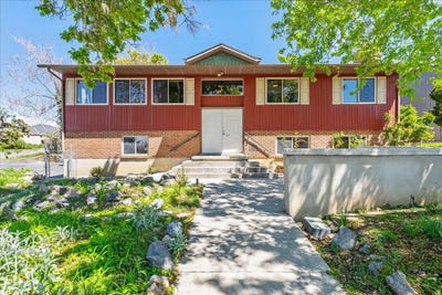 /international/us/11-s-clark-ln-elk-ridge-ut-110107764568/