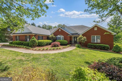 /international/us/204-windrose-meadow-lane-clarkesville-ga-110108198443/