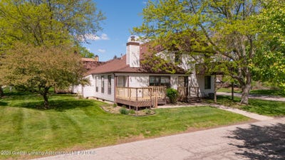 /international/us/2925-staten-avenue-lansing-mi-110108059349/