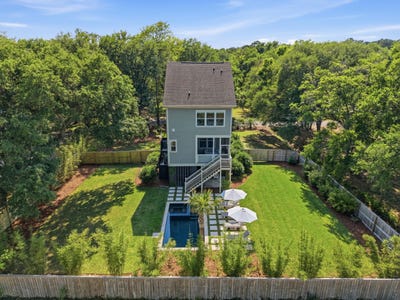 /international/us/2238-brown-pelican-lane-charleston-sc-110107952971/