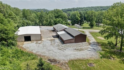 /international/us/10035-johnsford-road-sw-navarre-oh-110099601433/