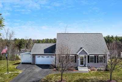 /international/us/18-crawford-lane-hooksett-nh-110107282704/