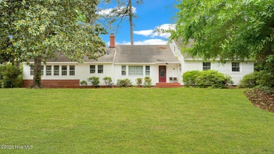 /international/us/1902-sherwood-drive-greenville-nc-110107615540/