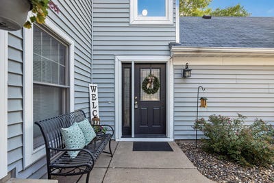 /international/us/7246-allen-court-eden-prairie-mn-110119683011/