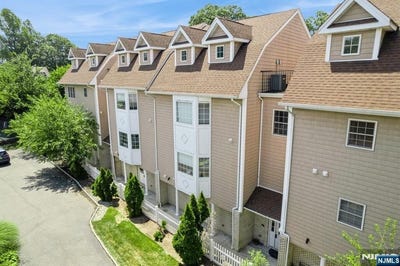 /international/us/87-03-centre-nutley-nj-110101233369/?lang=de