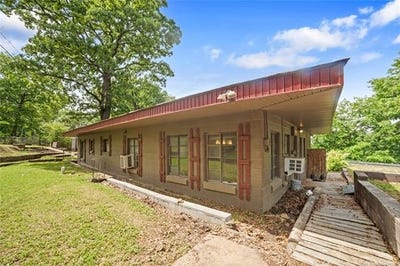 /international/us/3192-w-hickory-hills-drive-hulbert-ok-110108397247/