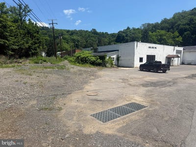 /international/us/208-main-street-westernport-md-110108637069/
