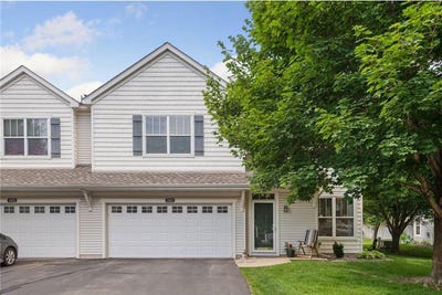 /international/us/1924-shamrock-place-chaska-mn-110100820331/?lang=id