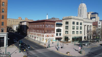 /international/us/11-n-5th-street-reading-pa-110107282771/