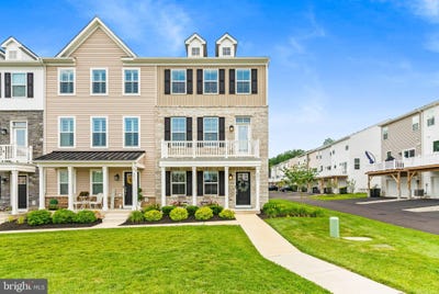 /international/us/4811-lincoln-alley-pipersville-pa-110101038236/