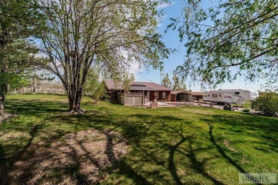 /international/us/1122-e-butte-road-menan-id-110099318770/