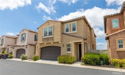 /international/us/26247-jasmine-murrieta-ca-110108132351/