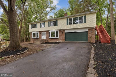 /international/us/16202-edgewood-drive-dumfries-va-110107852105/
