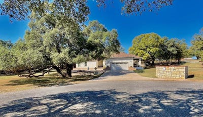 /international/us/110-llano-oaks-street-llano-tx-110095375458/