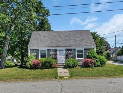 /international/us/101-hazard-avenue-east-providence-ri-110119868150/