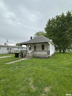 /international/us/124-n-rile-street-bushnell-il-110107910020/