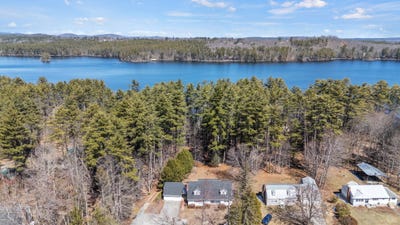 /international/us/207-n-high-street-bridgton-me-110105721782/