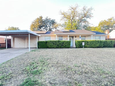 /international/us/212-straw-road-saginaw-tx-110120410552/