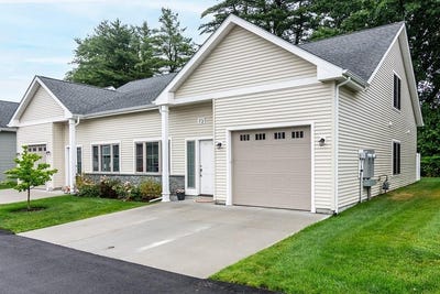 /international/us/73-west-valley-circle-west-warwick-ri-110109000972/