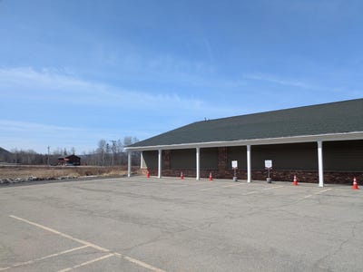 /international/us/16-metallak-place-colebrook-nh-110107004552/