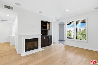 /international/us/5625-crescent-park-playa-vista-ca-110107081751/