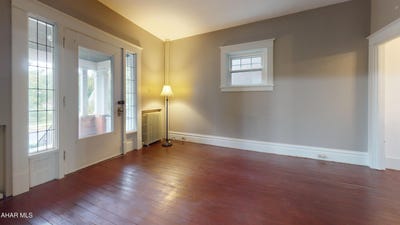 /international/us/1227-walnut-street-hollidaysburg-pa-110110366120/
