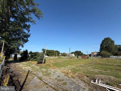 /international/us/3701-oak-road-vineland-nj-110110363947/
