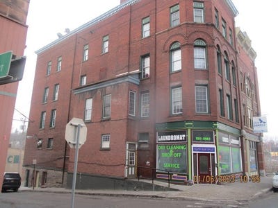 /international/us/416-e-main-street-malone-ny-110106529621/