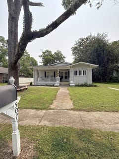 /international/us/507-s-market-street-scottsboro-al-110099929846/