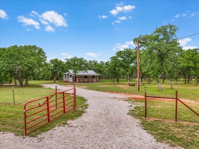 /international/us/304-county-road-340-ranger-tx-110107712070/