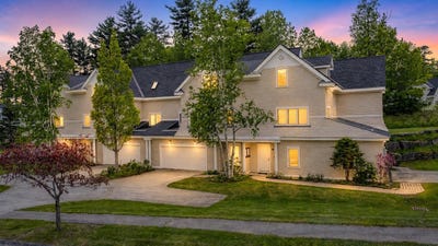 /international/us/20-springbrook-drive-belfast-me-110108543069/