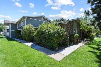 /international/us/2246-n-coronado-parkway-denver-co-110101393692/