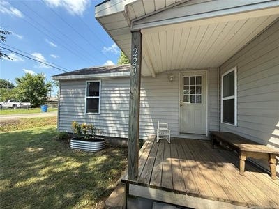 /international/us/220-e-audd-avenue-checotah-ok-110106678785/