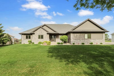 /international/us/2729-glen-ellen-road-sioux-city-ia-110108063390/