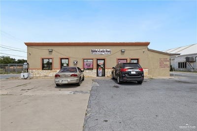 /international/us/905-7th-street-raymondville-tx-110107720368/