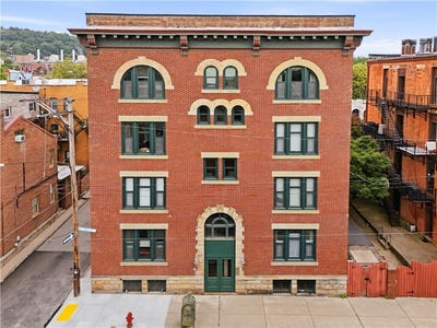 /international/us/1110-palo-alto-st-pittsburgh-pa-110108765968/