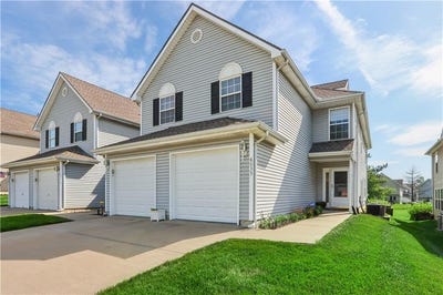 /international/us/8035-n-elmwood-avenue-kansas-city-mo-110109166896/