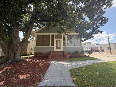 /international/us/502-roussell-street-houma-la-110109121883/