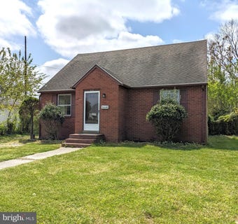 /international/us/604-hickory-lane-seaford-de-110107925894/